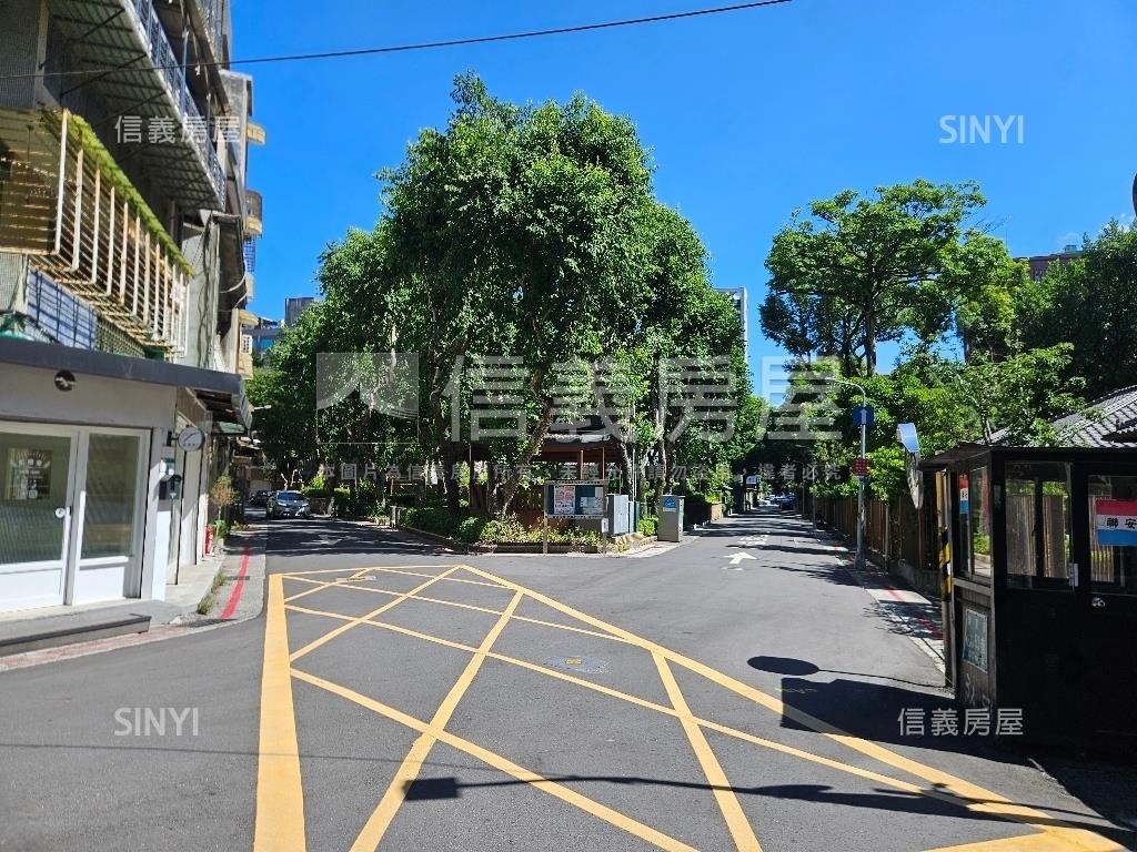 華山低總２房有頂加房屋室內格局與周邊環境