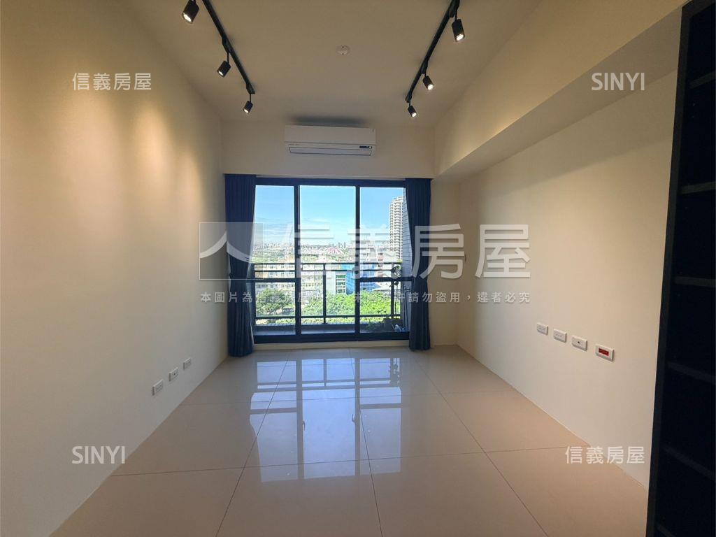 富宇愛慕朝西南美三房房屋室內格局與周邊環境