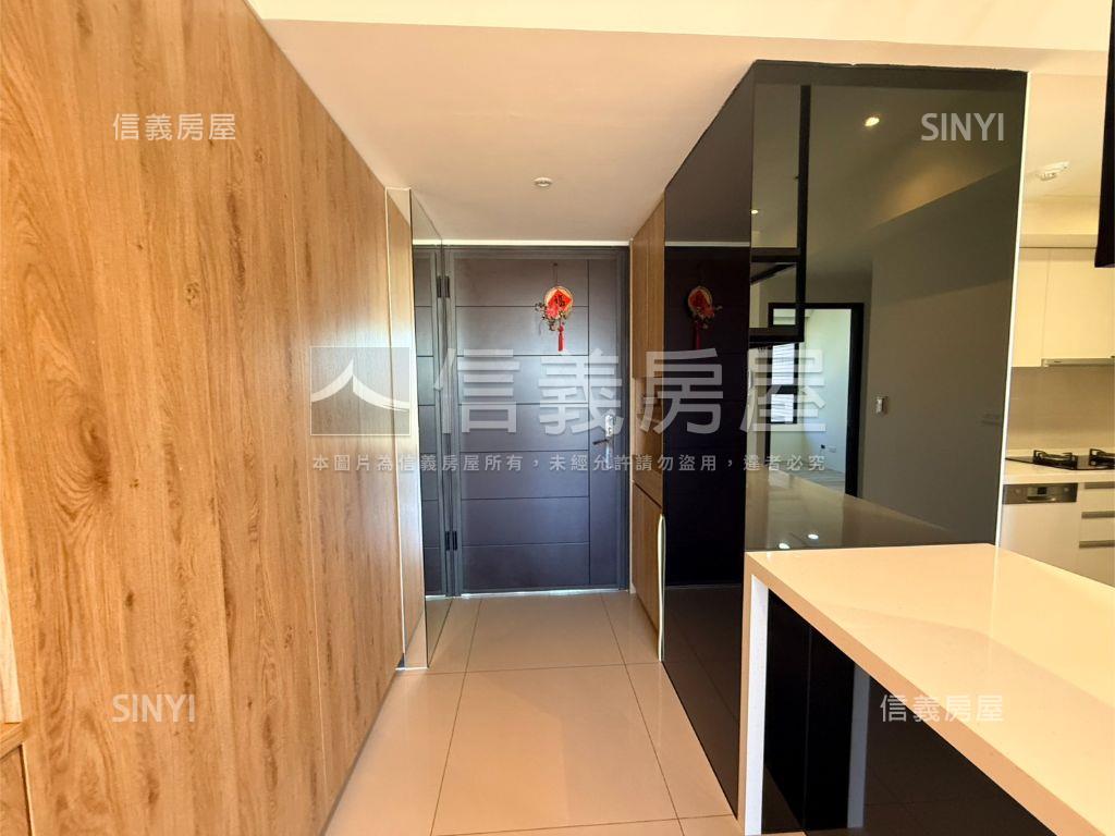 富宇愛慕朝西南美三房房屋室內格局與周邊環境