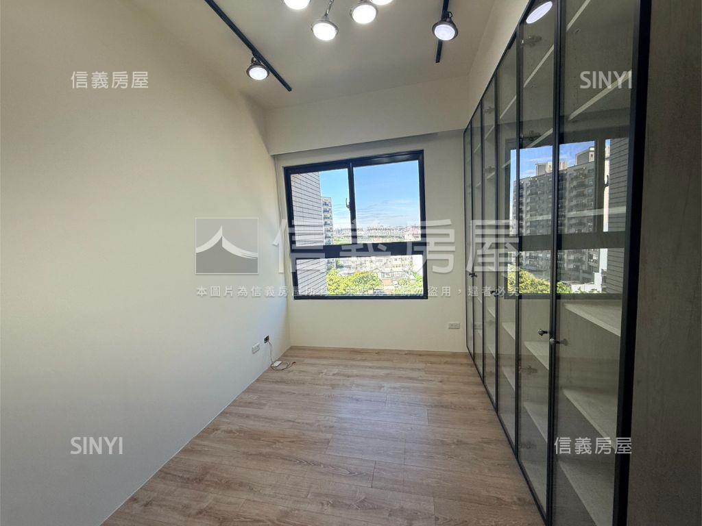 富宇愛慕朝西南美三房房屋室內格局與周邊環境
