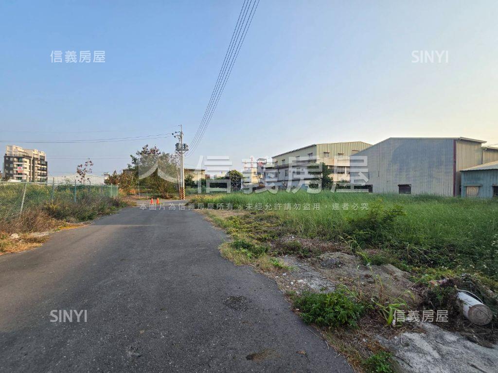 茄萣近興達港商二土地房屋室內格局與周邊環境