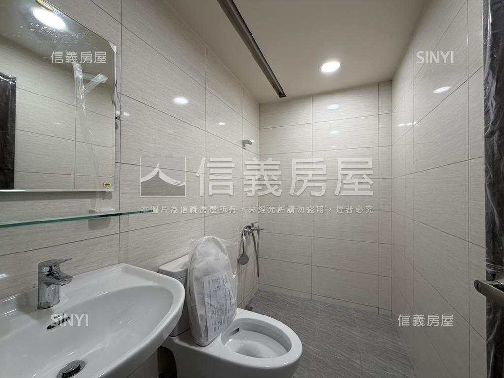 南屯精科商圈角間透店房屋室內格局與周邊環境