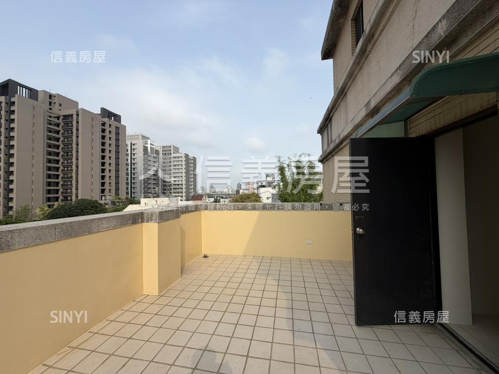 南屯精科商圈角間透店房屋室內格局與周邊環境