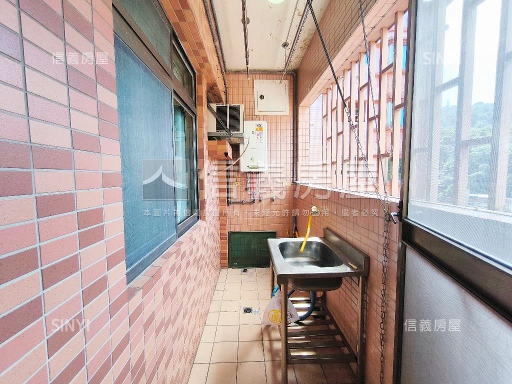 書香政大校園美景房屋室內格局與周邊環境