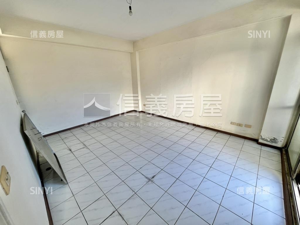 楓樹里別墅稀有釋出房屋室內格局與周邊環境
