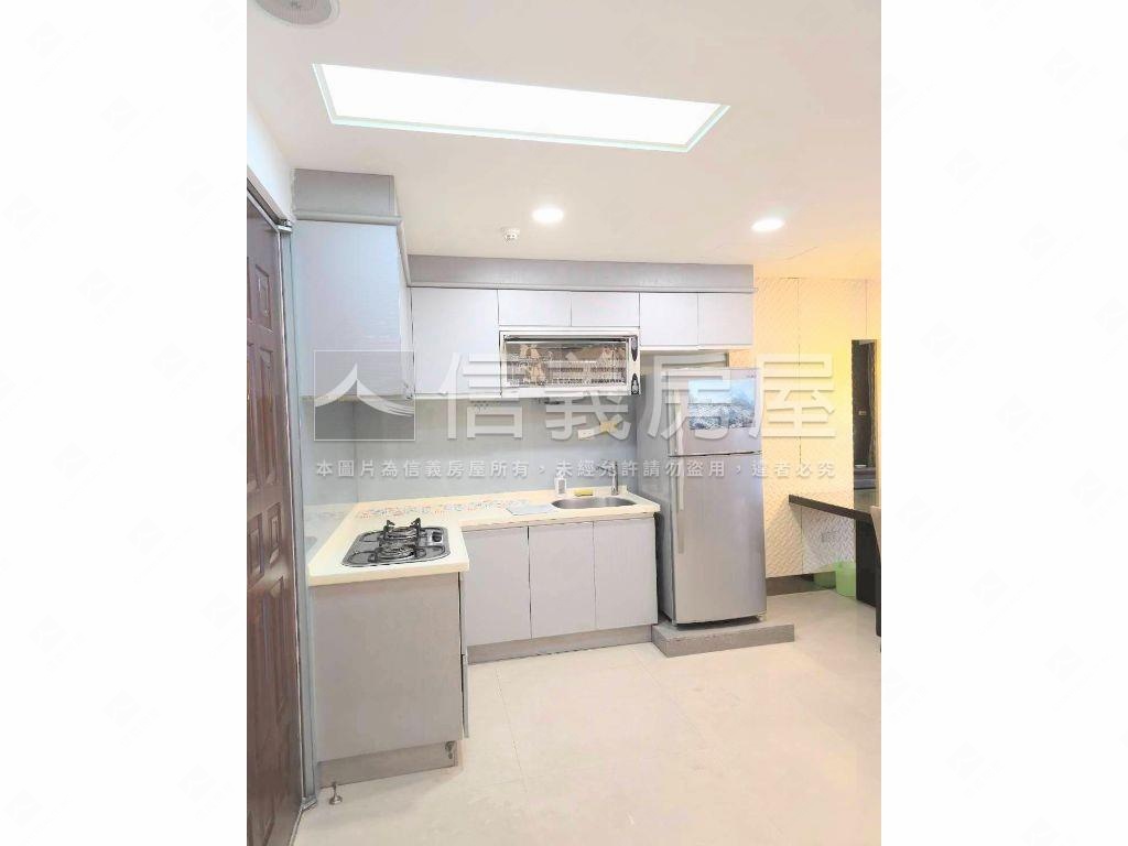 新★金鑽電梯兩房房屋室內格局與周邊環境