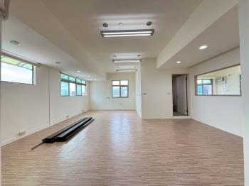 正重慶北景觀電梯雙拼邊間