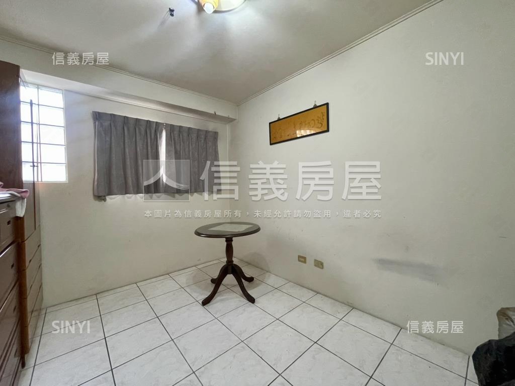 台中高農旁四房房屋室內格局與周邊環境
