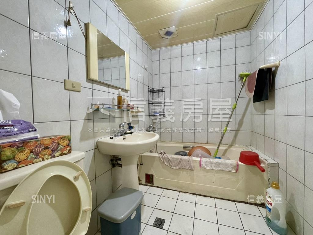 台中高農旁四房房屋室內格局與周邊環境
