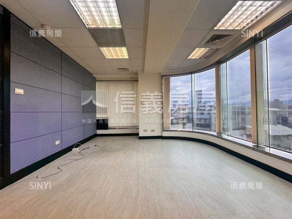 精選世貿邊間帷幕氣派辦公房屋室內格局與周邊環境