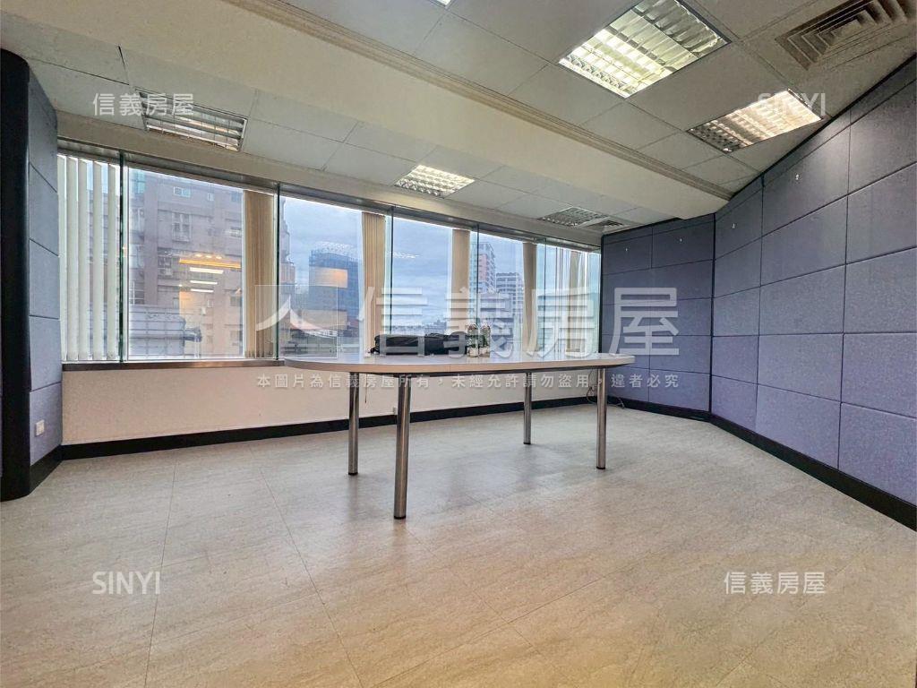 精選世貿邊間帷幕氣派辦公房屋室內格局與周邊環境