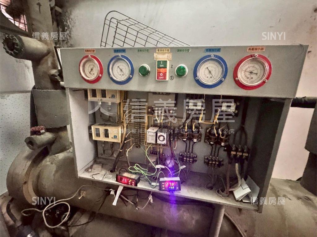 精選世貿邊間帷幕氣派辦公房屋室內格局與周邊環境