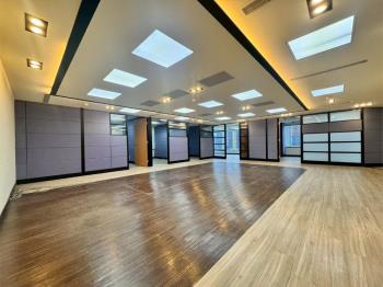 精選世貿邊間帷幕氣派辦公