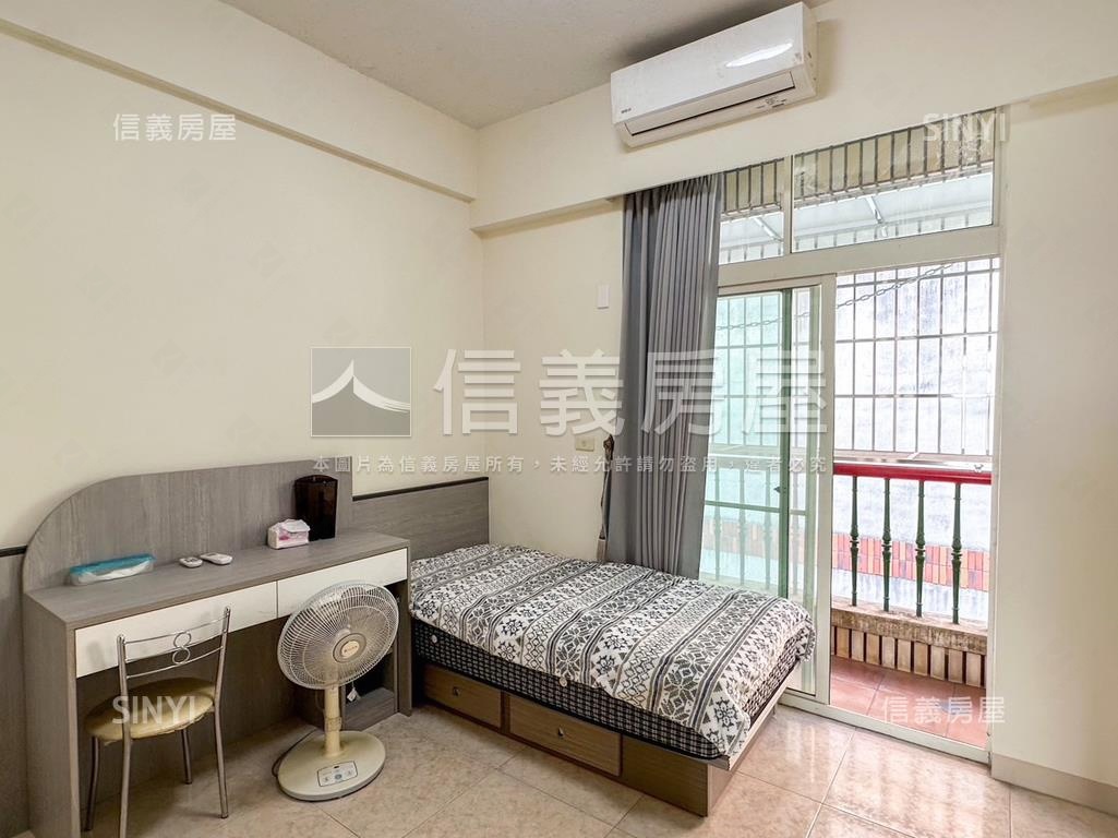 社區型別墅便利停車有露臺房屋室內格局與周邊環境