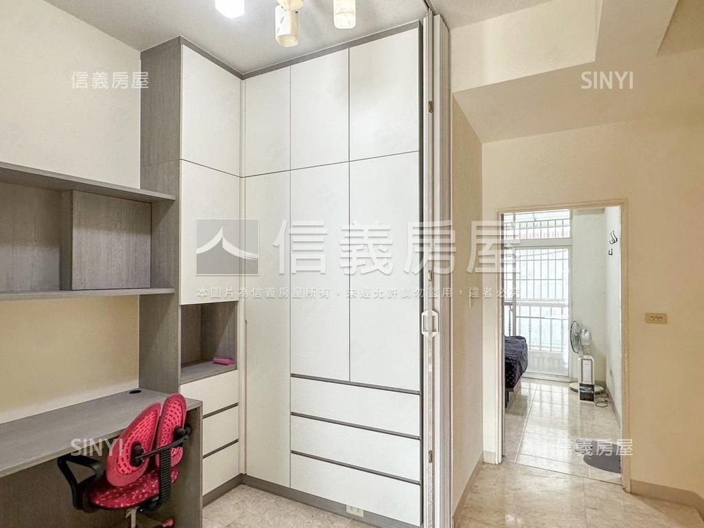 社區型別墅便利停車有露臺房屋室內格局與周邊環境