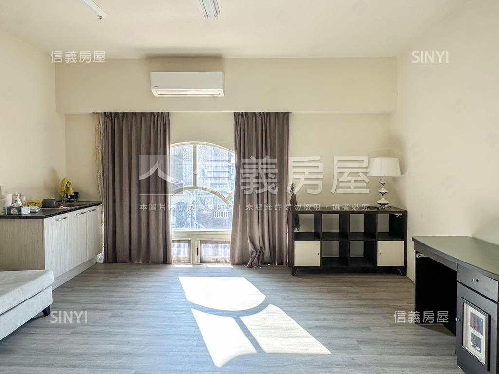 社區型別墅便利停車有露臺房屋室內格局與周邊環境