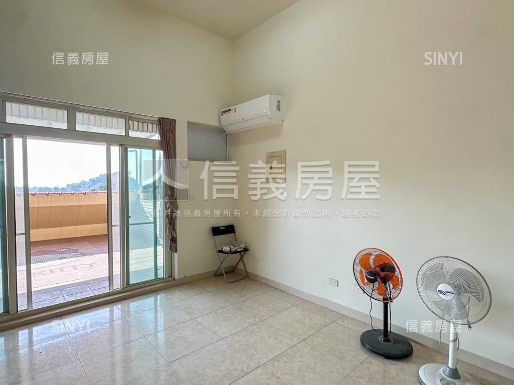 社區型別墅便利停車有露臺房屋室內格局與周邊環境