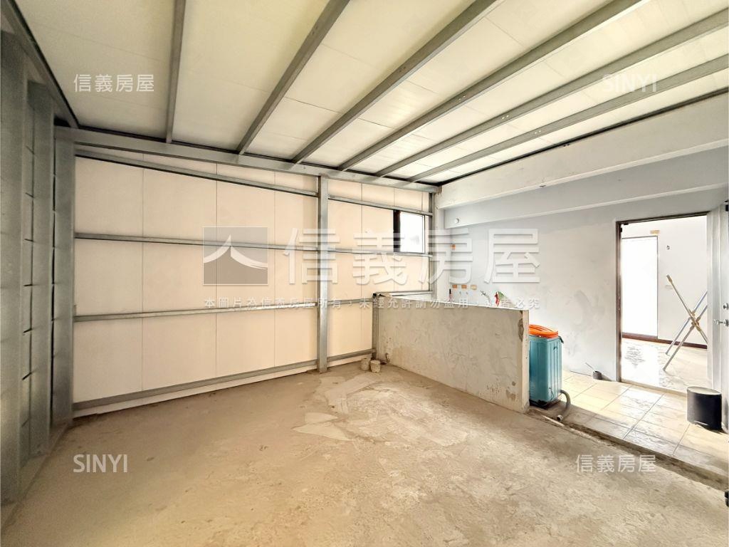 夯北屯稀有低總臨路透店房屋室內格局與周邊環境