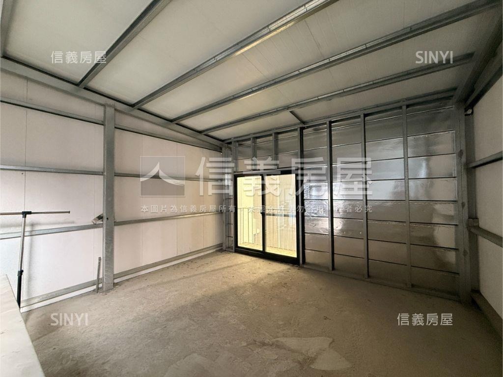 夯北屯稀有低總臨路透店房屋室內格局與周邊環境