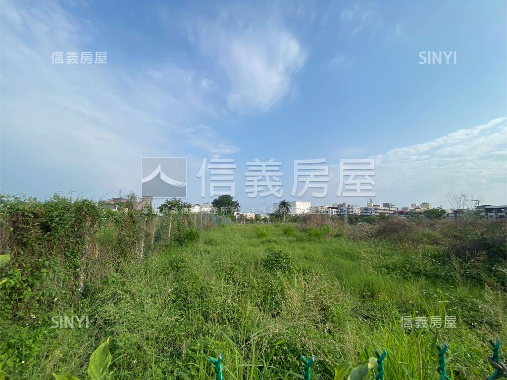十五期商業區土地房屋室內格局與周邊環境
