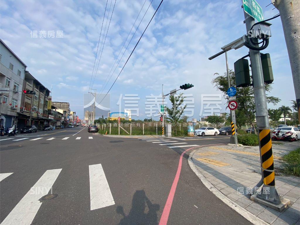 十五期商業區土地房屋室內格局與周邊環境
