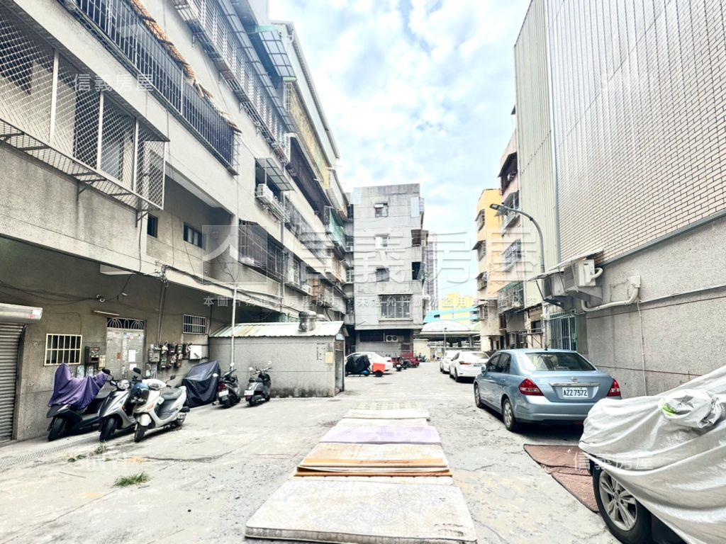 近民族路果菜市場正街金店房屋室內格局與周邊環境