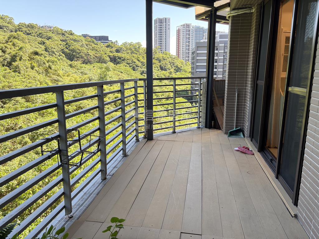 海天露臺山居綠景捷運二房房屋室內格局與周邊環境