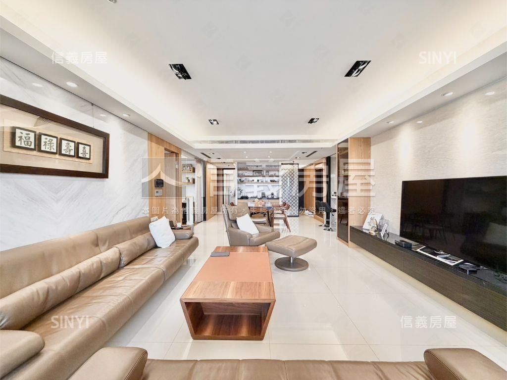 國泰雙璽高樓４房雙車位房屋室內格局與周邊環境