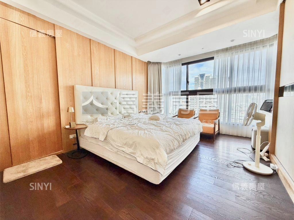 國泰雙璽高樓４房雙車位房屋室內格局與周邊環境