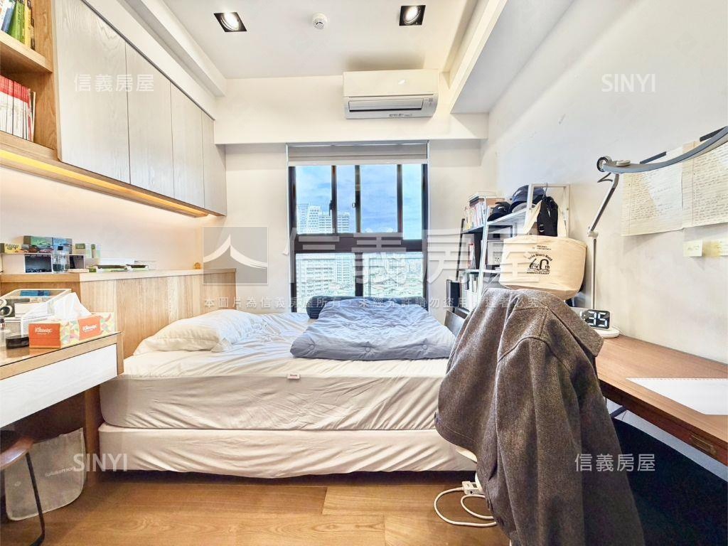 國泰雙璽高樓４房雙車位房屋室內格局與周邊環境