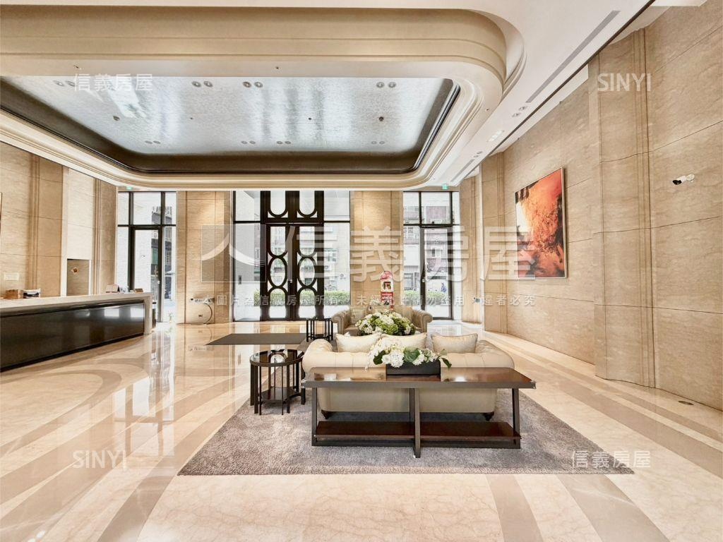 國泰雙璽高樓４房雙車位房屋室內格局與周邊環境