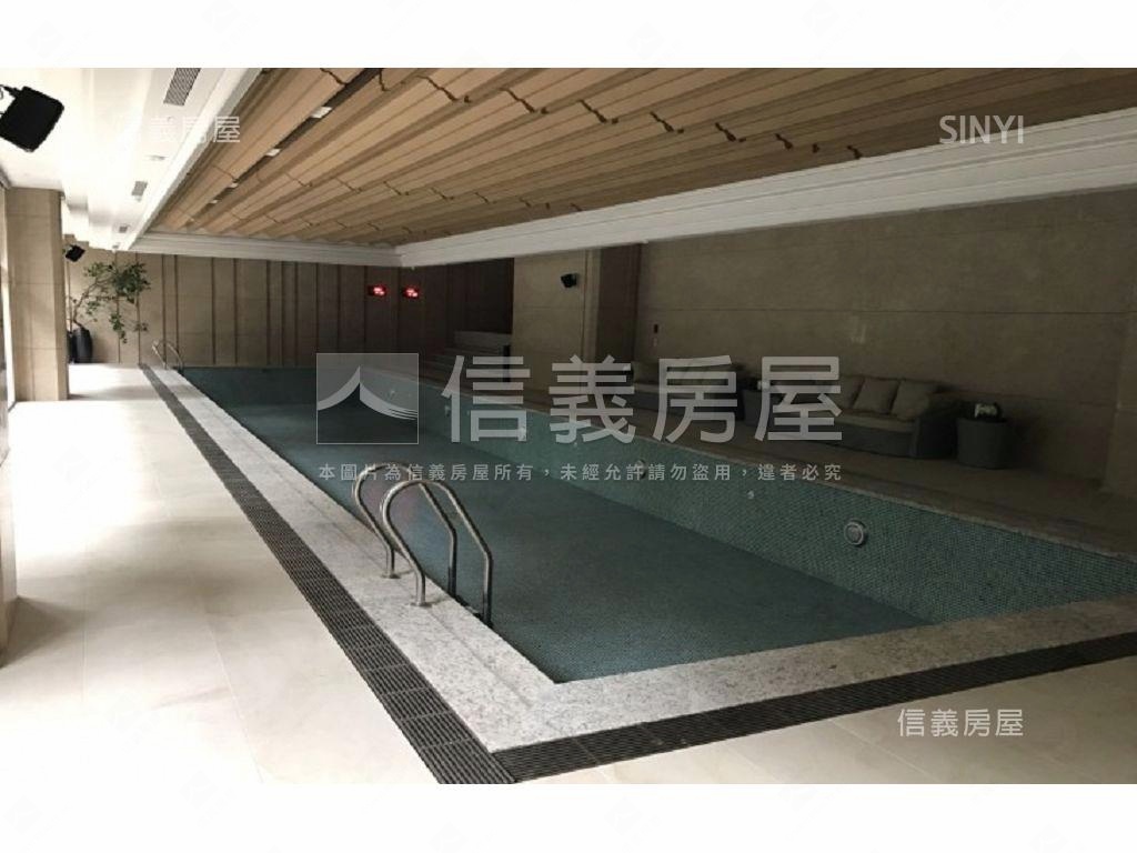 國泰雙璽高樓４房雙車位房屋室內格局與周邊環境