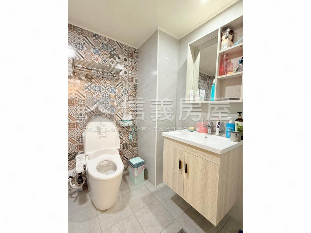 頭份華城溫馨大三房房屋室內格局與周邊環境