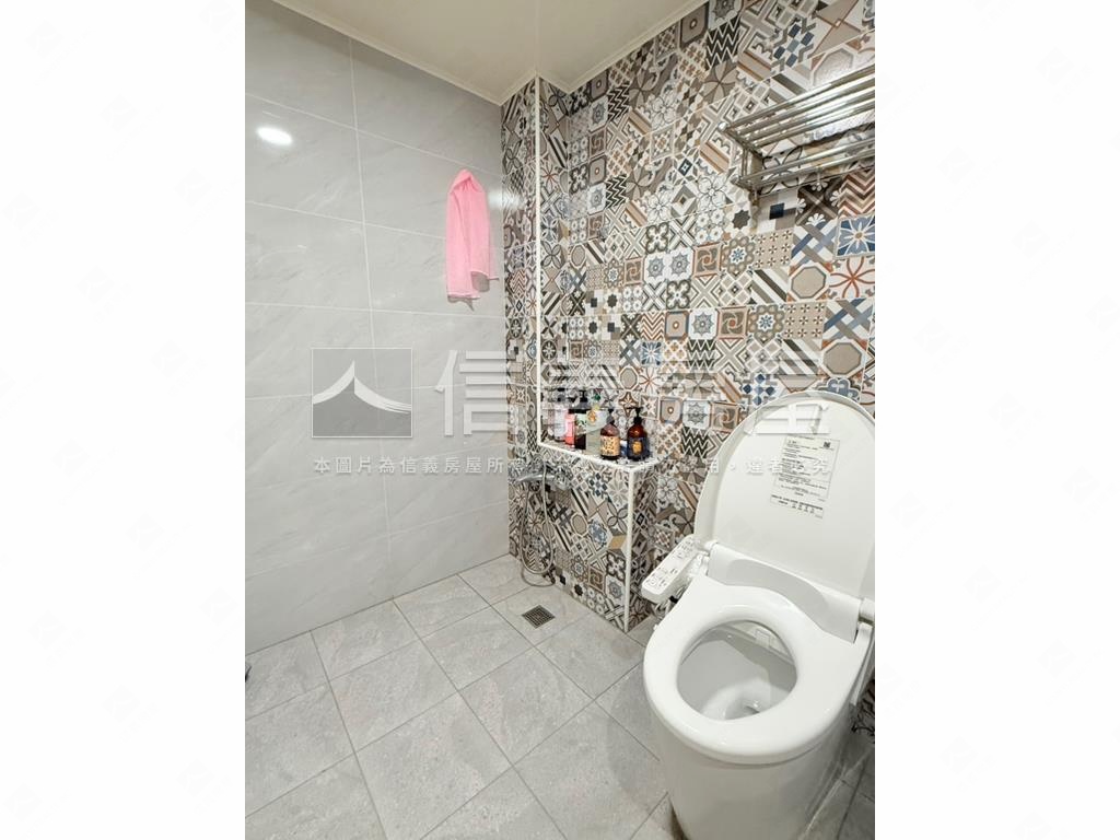 頭份華城溫馨大三房房屋室內格局與周邊環境