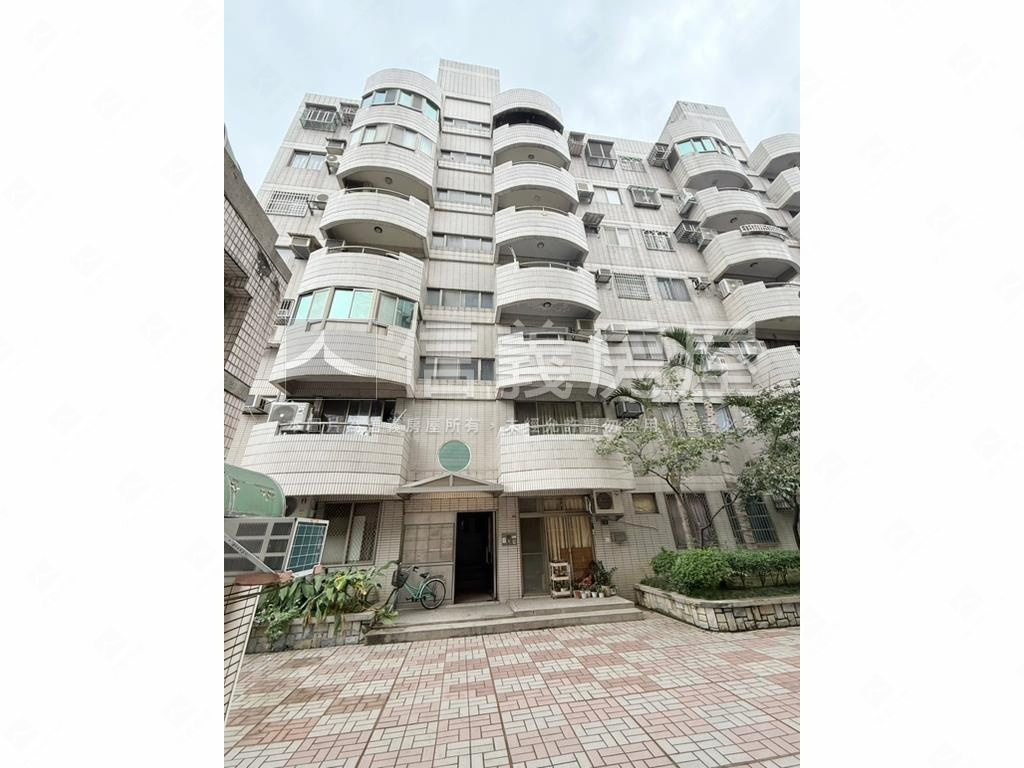 頭份華城溫馨大三房房屋室內格局與周邊環境