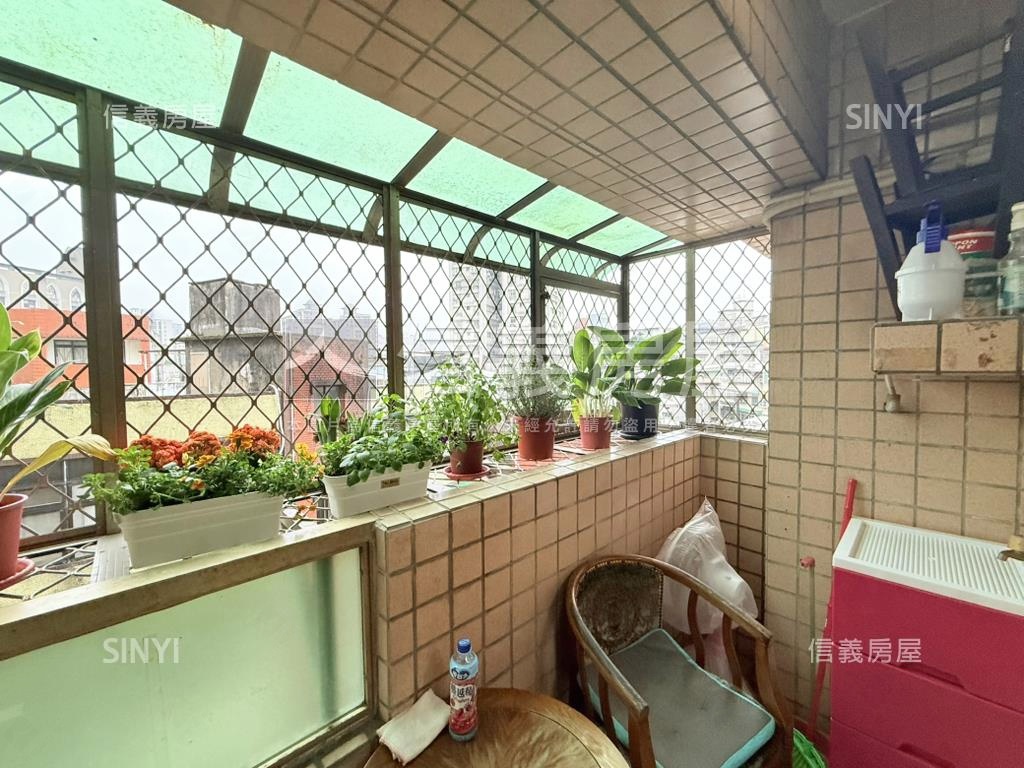 汐止仁德福興三房車位房屋室內格局與周邊環境