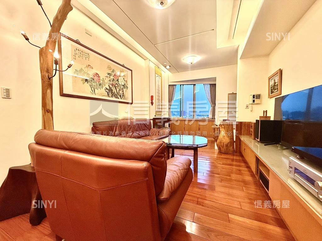 馬年冠德裝潢電梯三房房屋室內格局與周邊環境