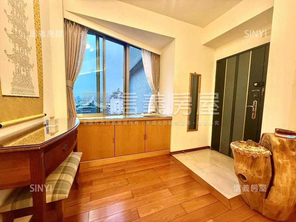 馬年冠德裝潢電梯三房房屋室內格局與周邊環境