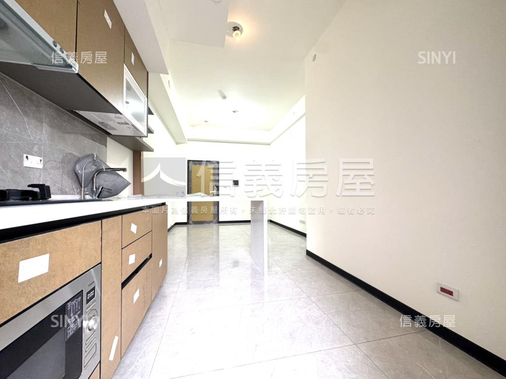 金城ＯＮＥ兩房車位房屋室內格局與周邊環境