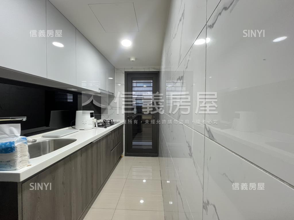 合新璞遇三房視野美屋房屋室內格局與周邊環境