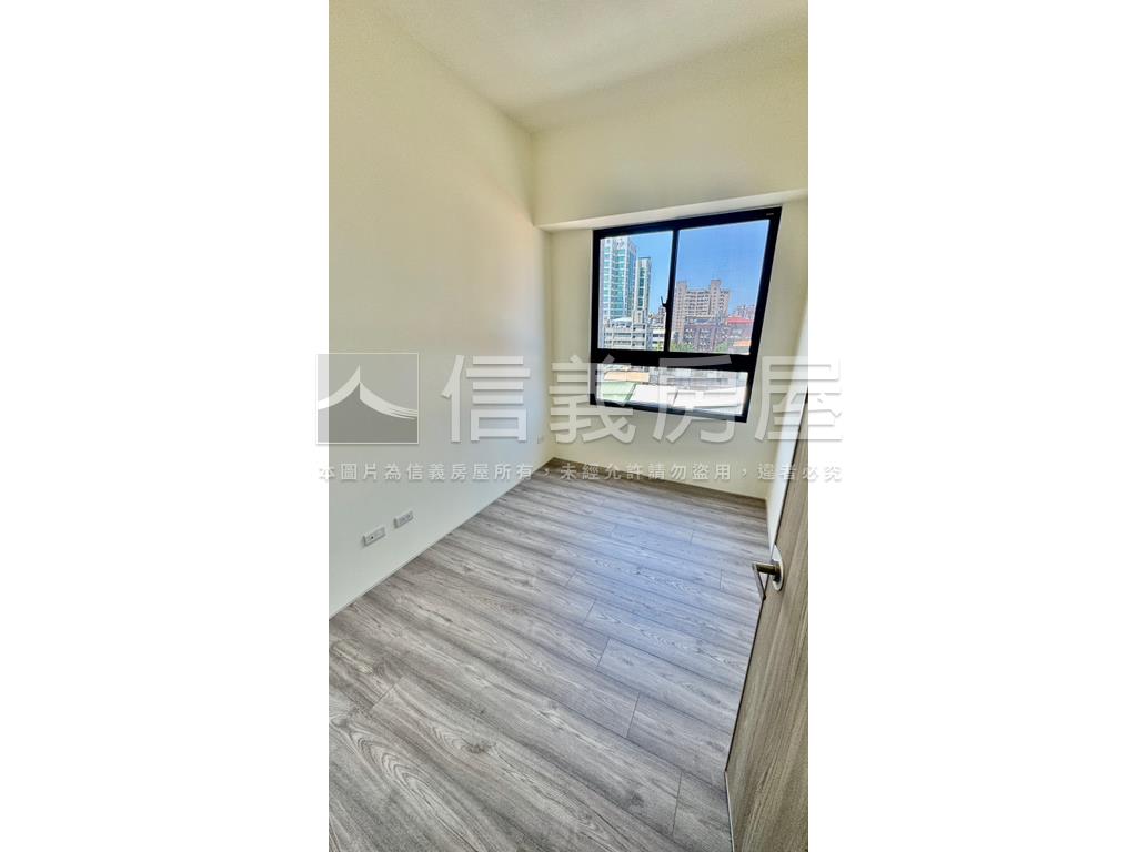 「惟美」邊間三房平車房屋室內格局與周邊環境