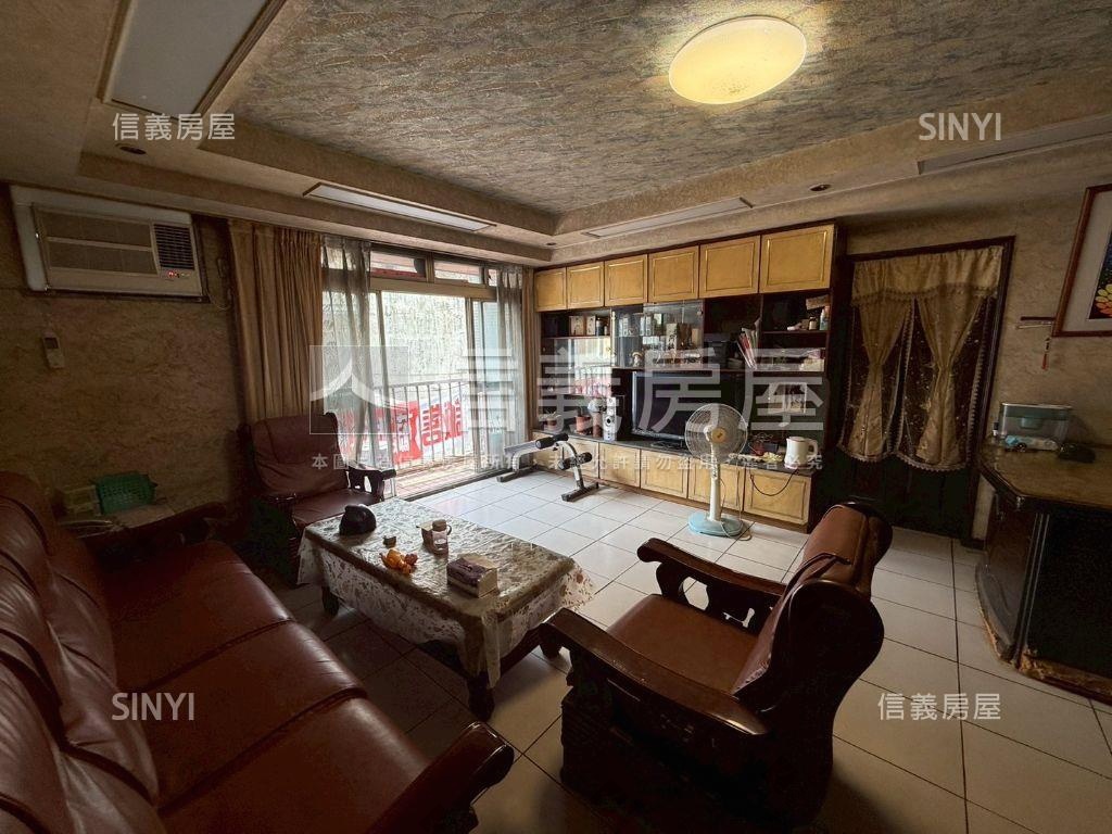 近中山路低總價三樓美寓房屋室內格局與周邊環境