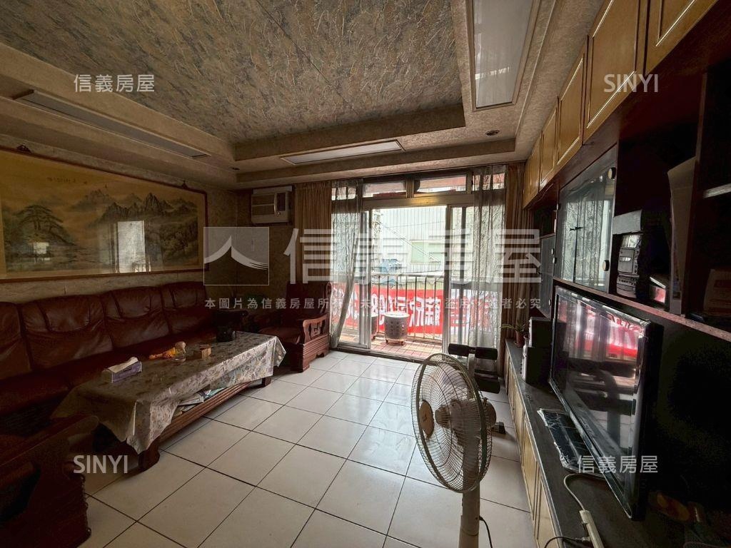 近中山路低總價三樓美寓房屋室內格局與周邊環境