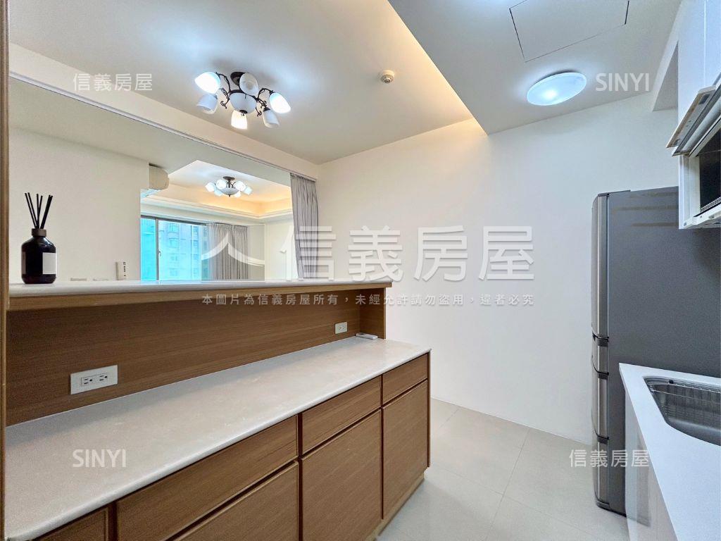 啟奧邦城大三房雙車位房屋室內格局與周邊環境