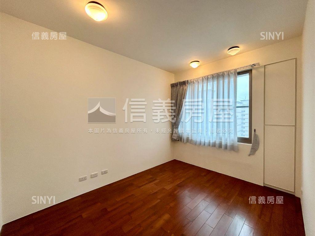 啟奧邦城大三房雙車位房屋室內格局與周邊環境