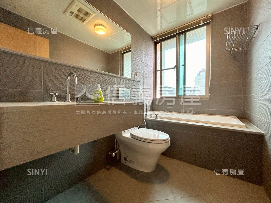 啟奧邦城大三房雙車位房屋室內格局與周邊環境