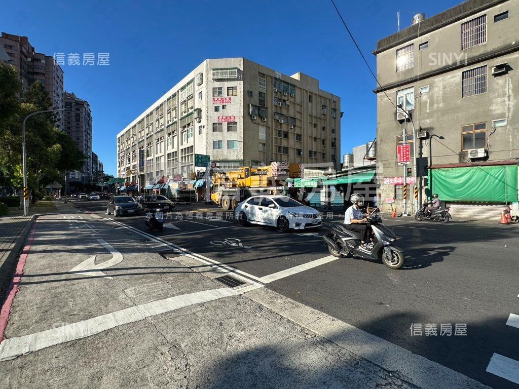 近桃園火車站錢櫃商業大樓房屋室內格局與周邊環境