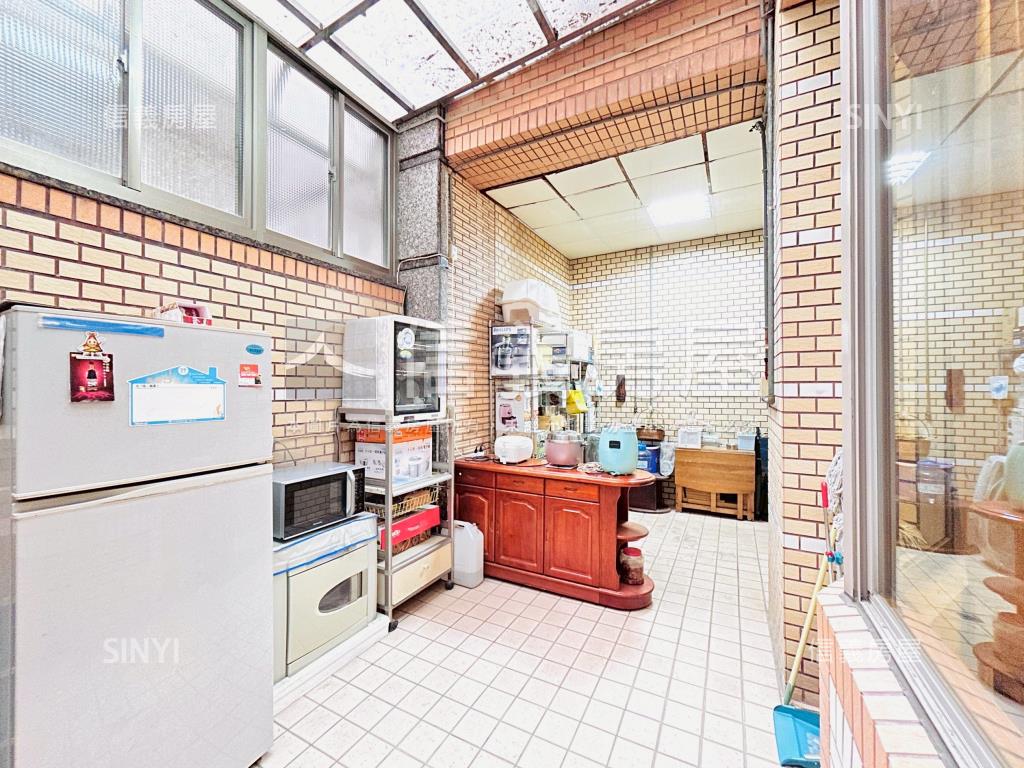 專任質感麗寶店住獨立進出房屋室內格局與周邊環境