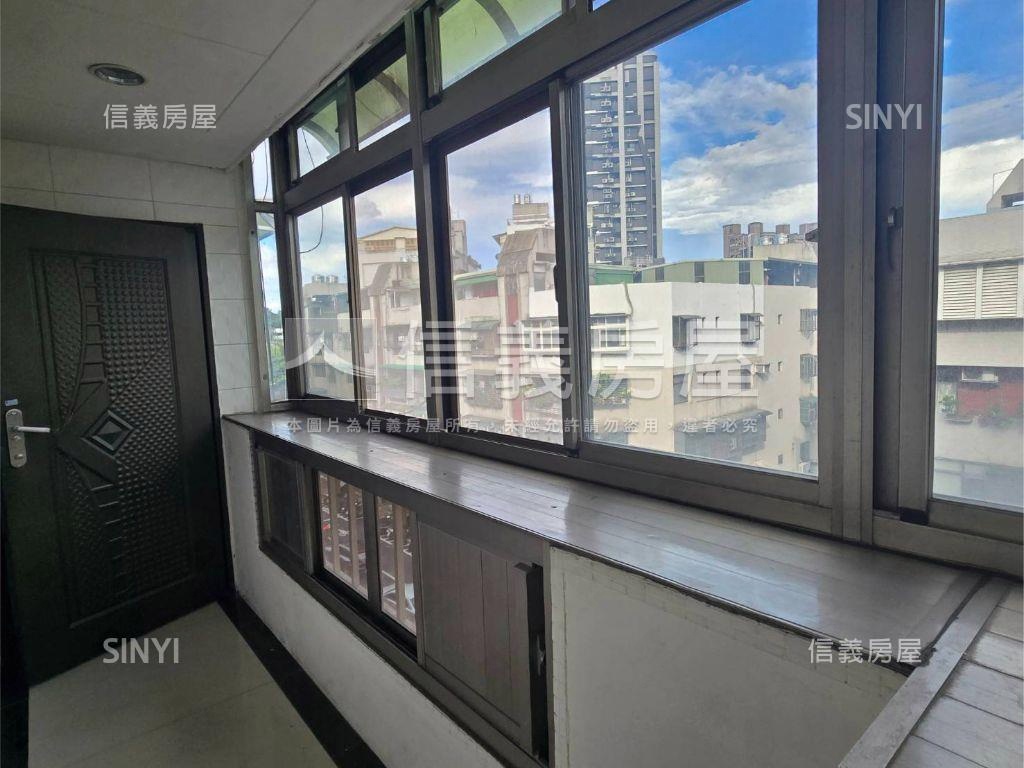 近後山埤捷運收租置產好宅房屋室內格局與周邊環境