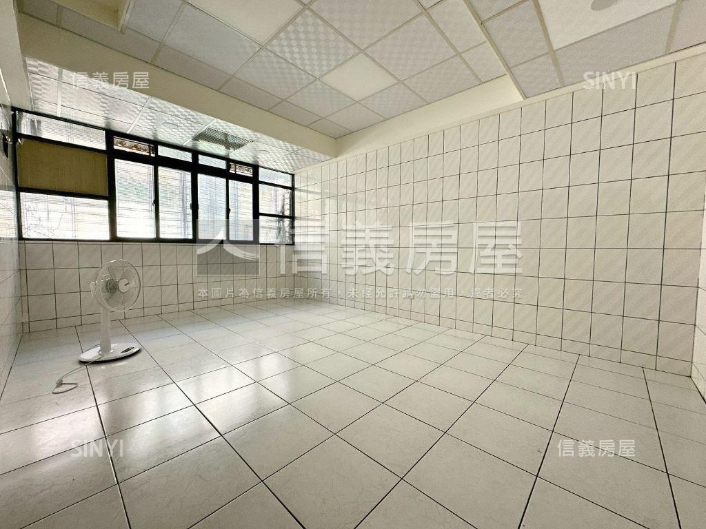 新埔雙捷二樓美寓房屋室內格局與周邊環境